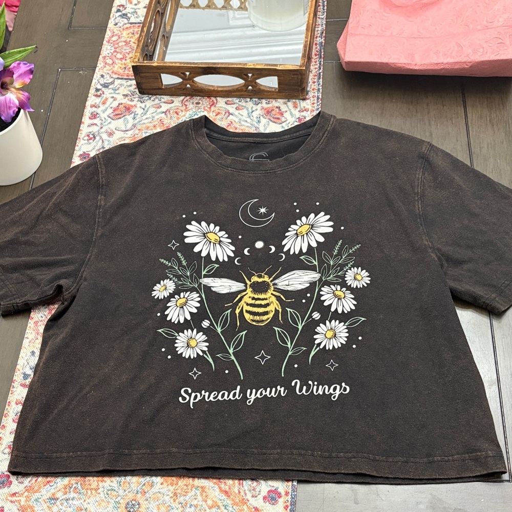 Black Crop Top with Bee & Daisy Graphic - Spread Your Wings